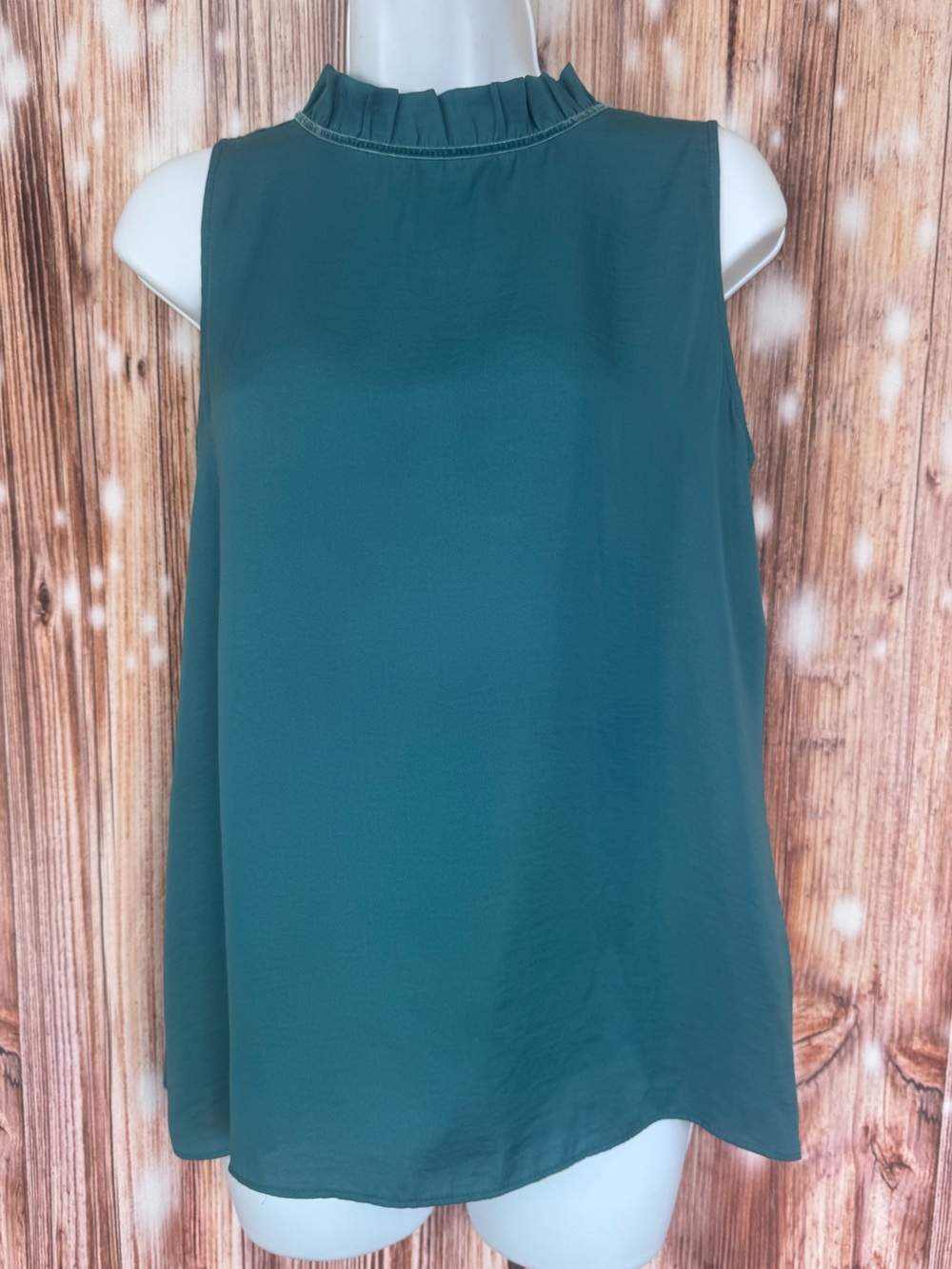 Ann Taylor Loft Green Sleeveless Blouse